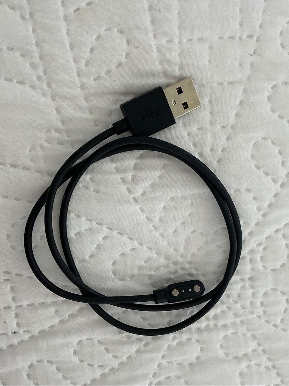 Black 2-pin Magnetic Charging Cable (4 mm pin separation)